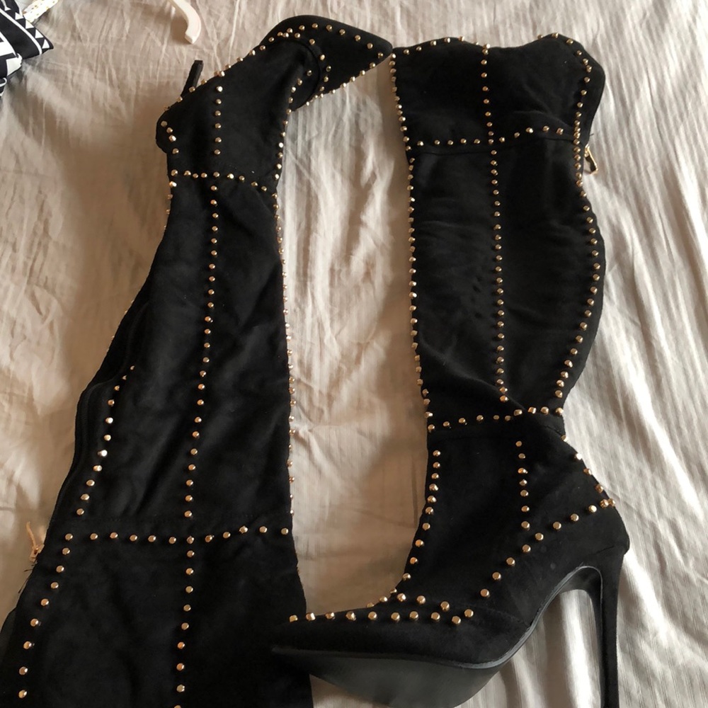 Black suede boots size 9-runs small fits like 8.5